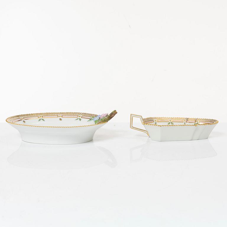 Two Royal Copenhagen 'Flora Danica' porcelain dishes, Denmark, 1940s and 60s.