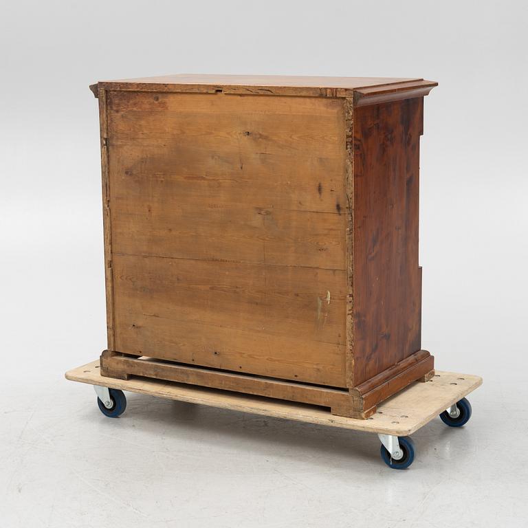 A birchwood chest of drawers, end of the 19th Century,