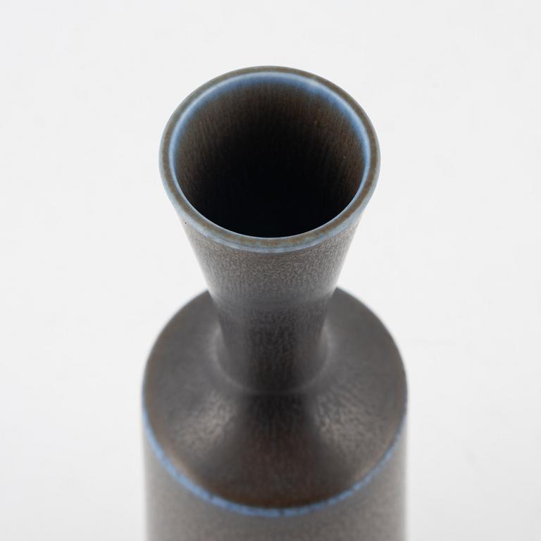 Berndt Friberg, a stoneware vase, Gustavsberg studio, Sweden 1965.