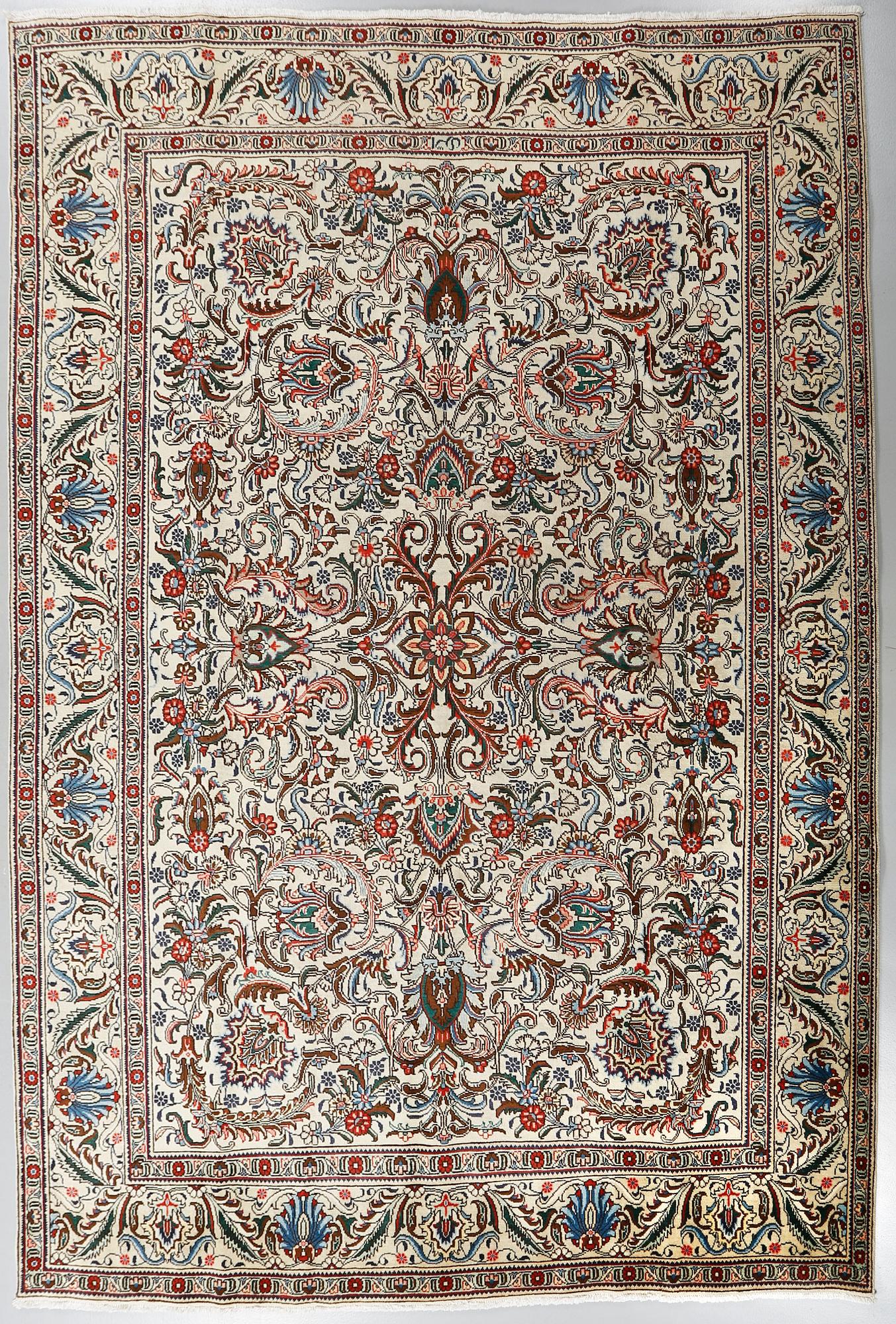 MATTA, Täbris, old, signerad, 332 x 250 cm.