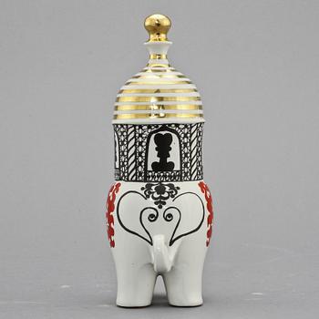 FIGURIN, stengods, Elefant ur serien "Traffic", Lisa Larson, Gustavsberg.