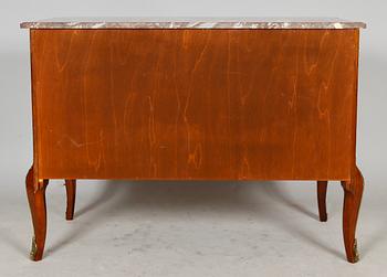 BYRÅ, gustaviansk stil, sk Hauptkopia, 1900-talets andra hälft.