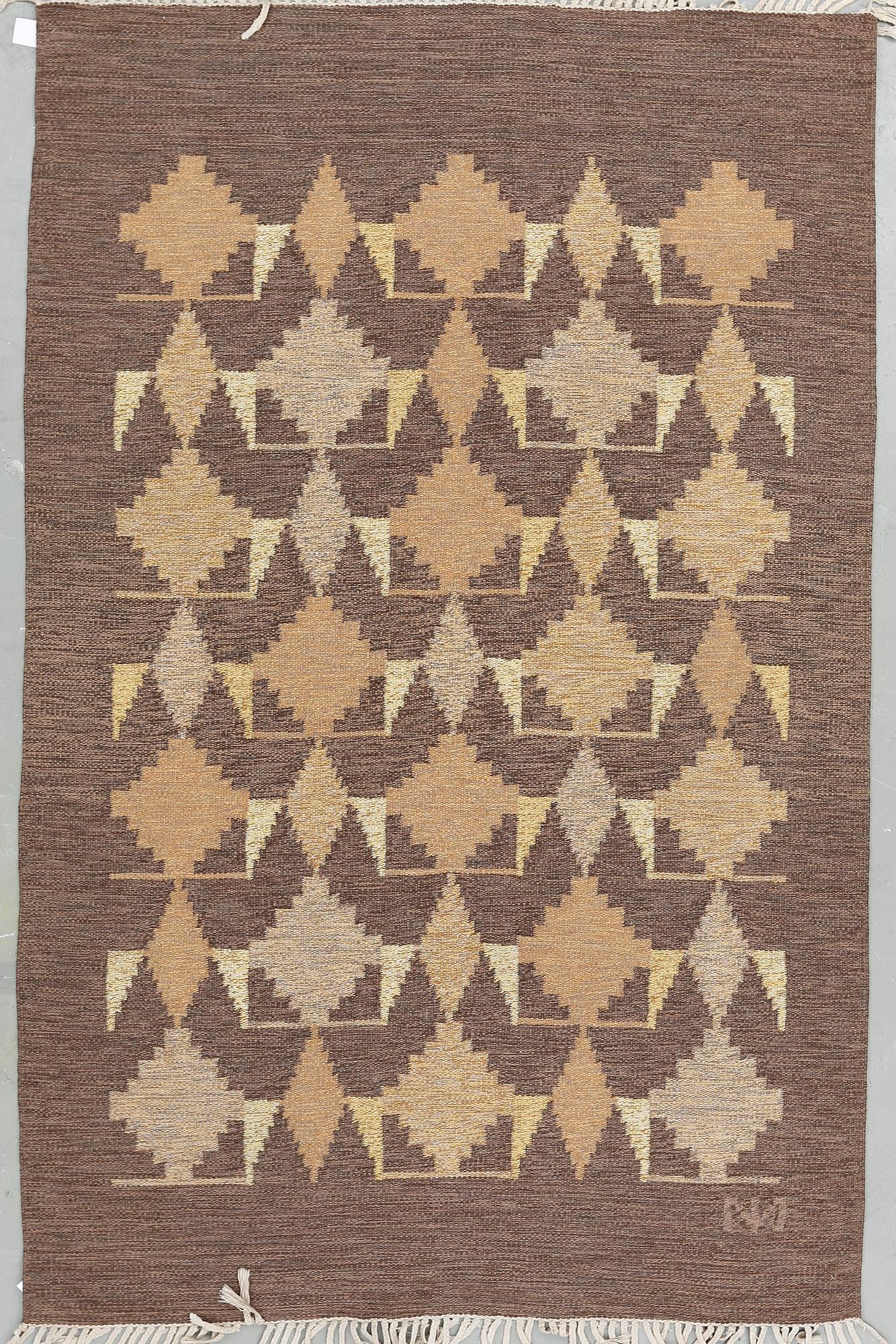 MATTA. Rölakan Finland. 240x158 cm. Finland.