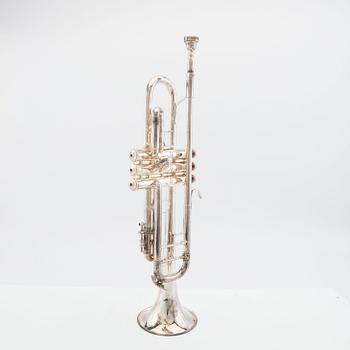 Vincent Bach Trumpet "Stradivarius model 37" number 477460.