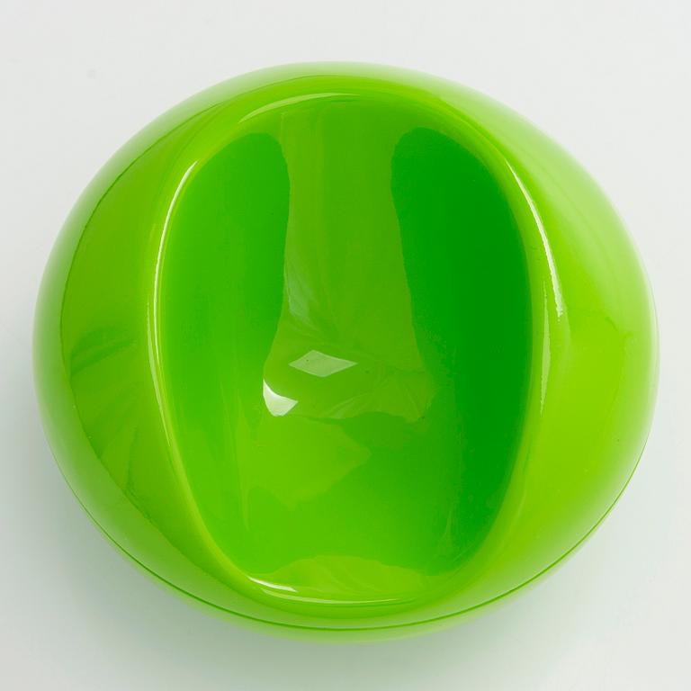 Eero Aarnio, miniatyyri, "Pastilli", Vitra Design Museum.