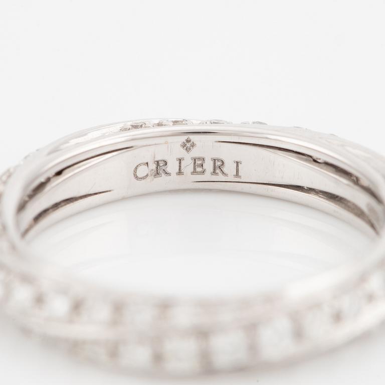 Ring, Crieri, 18K vitguld med briljantslipade diamanter.