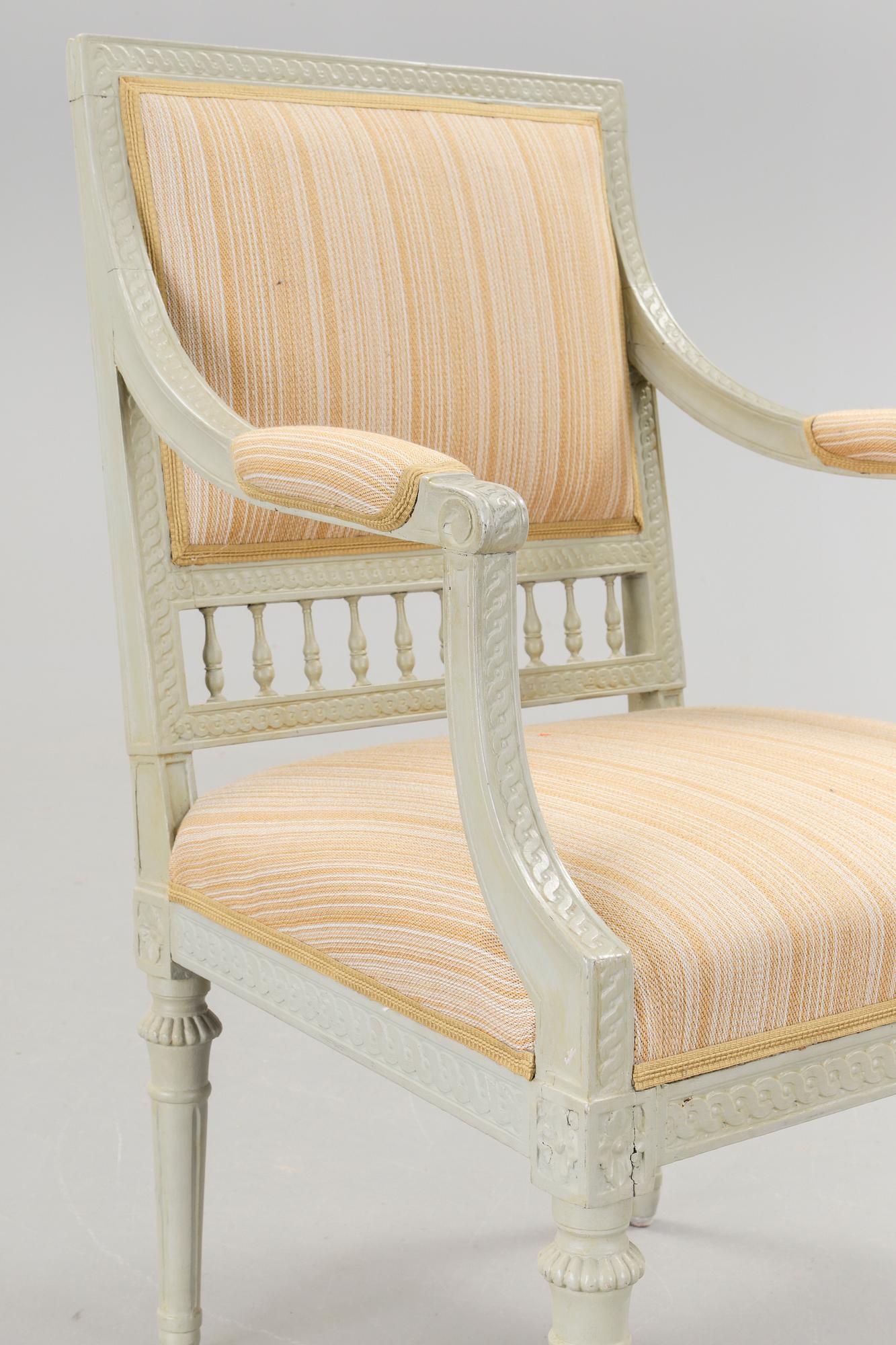 KARMSTOLAR 2 st, gustavianska, Lindome, omkring 1800.