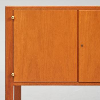 Josef Frank, sideboard, modell B 1015, Firma Svenskt Tenn, ca 2001.