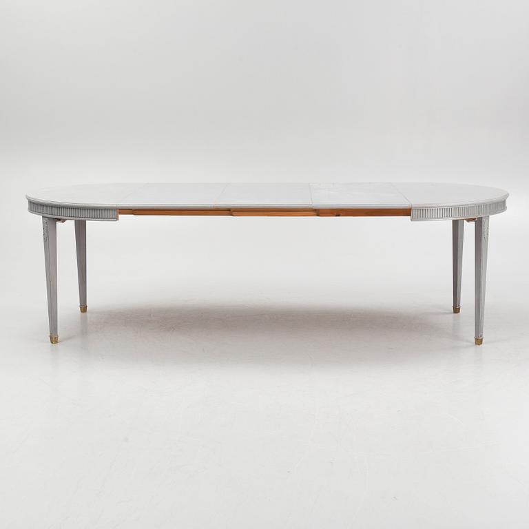 Matbord, gustaviansk stil, omkring 1900.