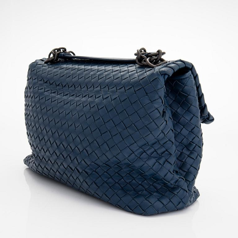 Bottega Veneta, an "Olimpia" handbag.