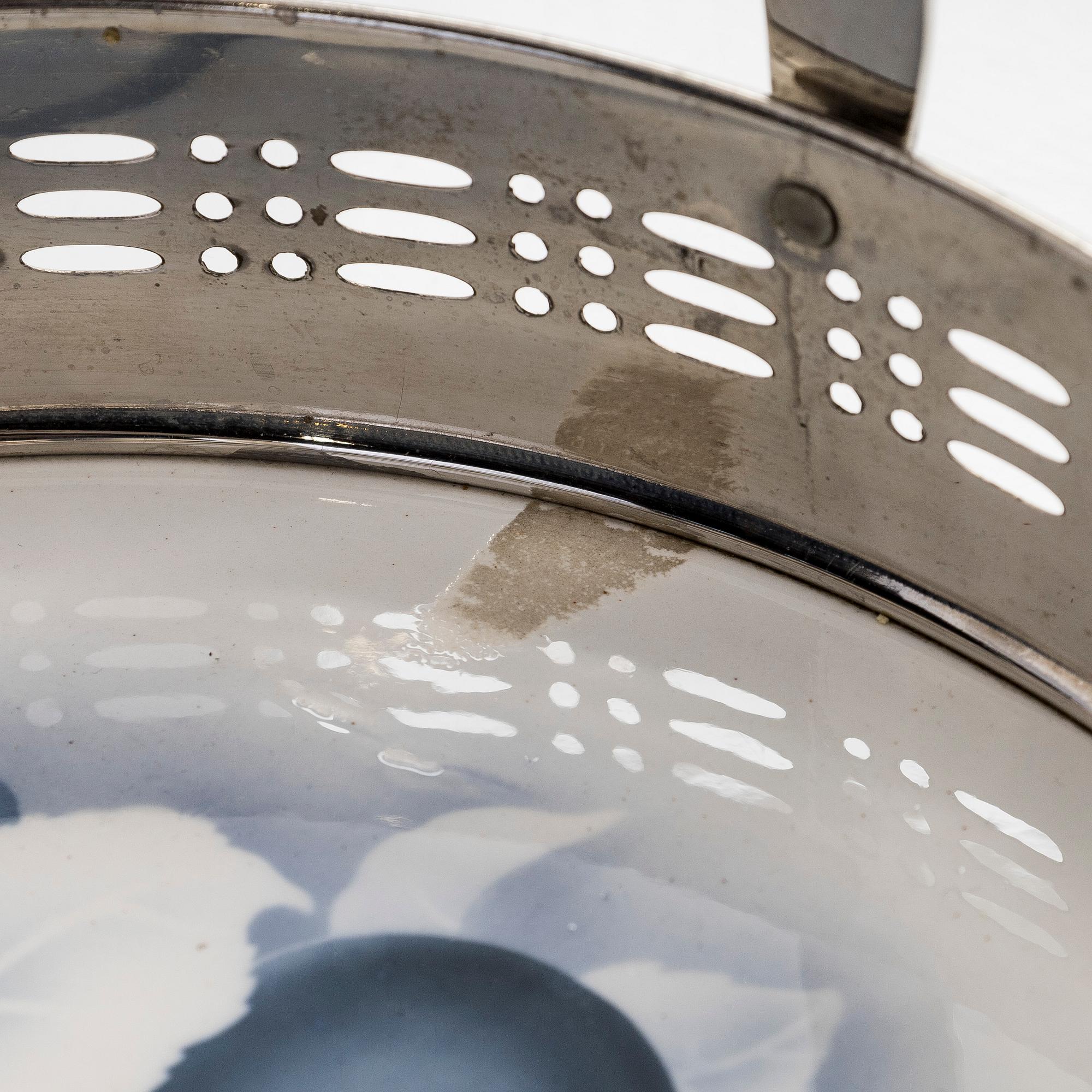 Tarjoiluvati ja tarjoilumalja, 1900-luvun alku.