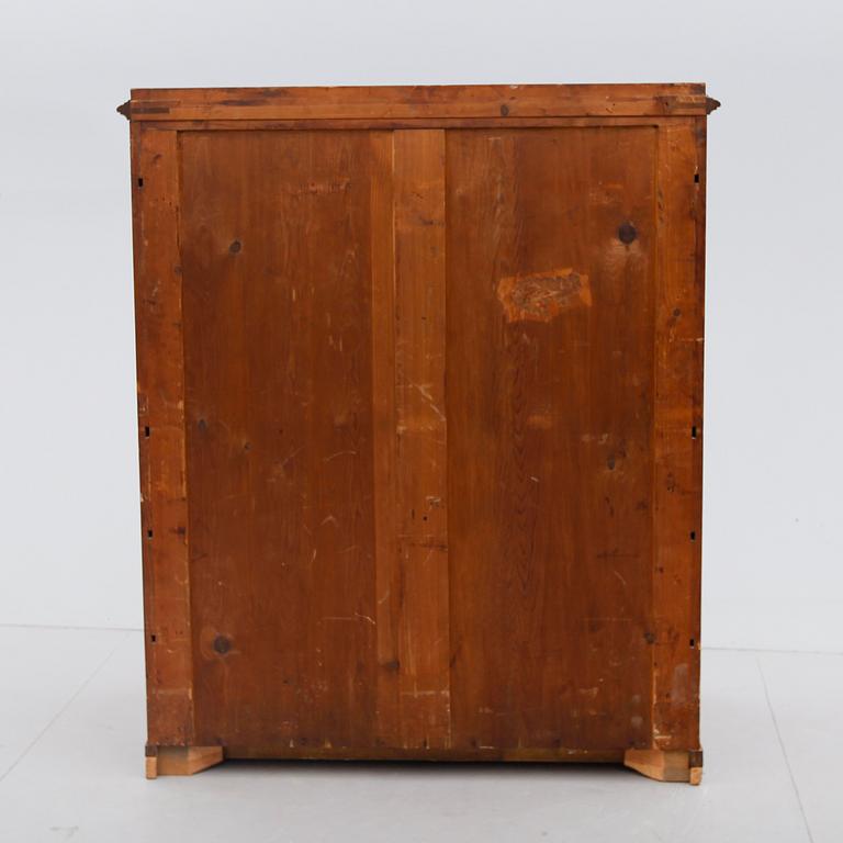 CHIFFONJÉ, sent 1800-tal.