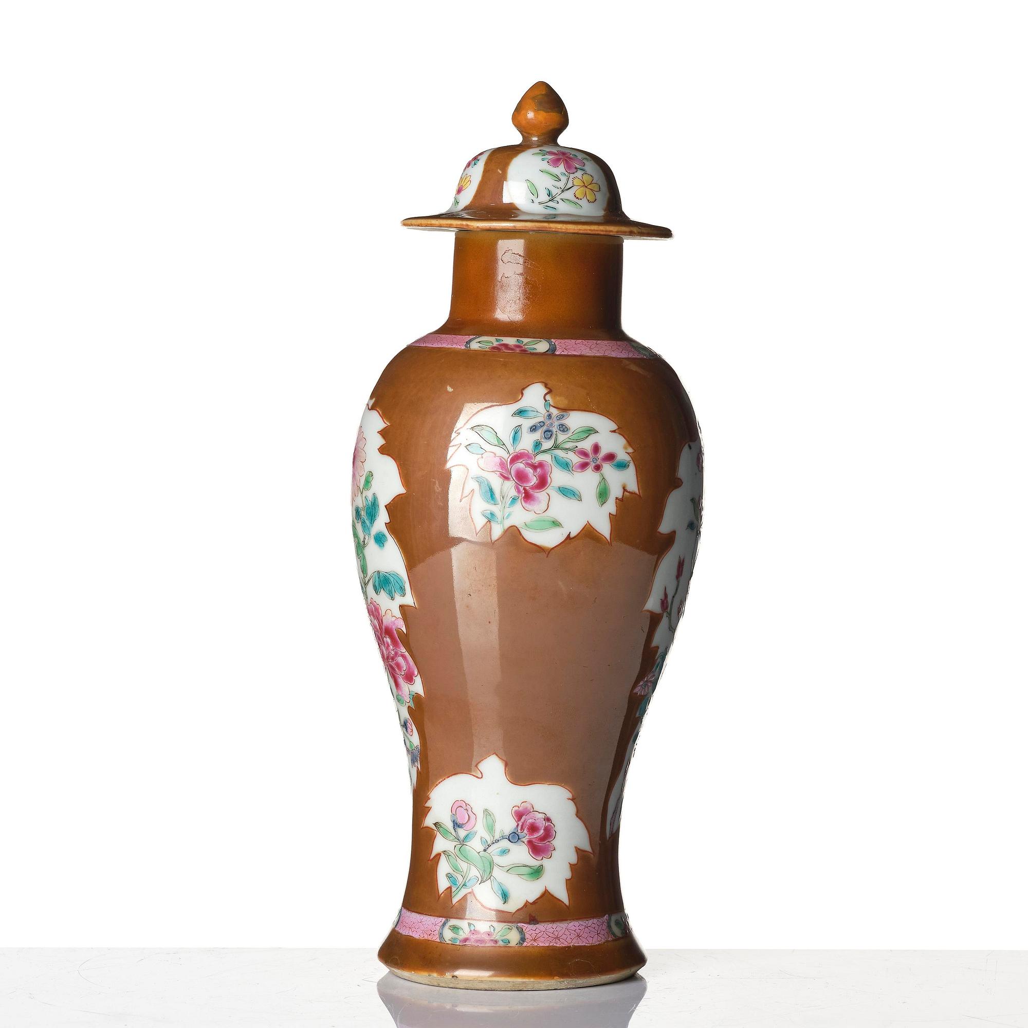 A matched six-piece famille rose garniture, Qing dynasty, Qianlong (1736-95).