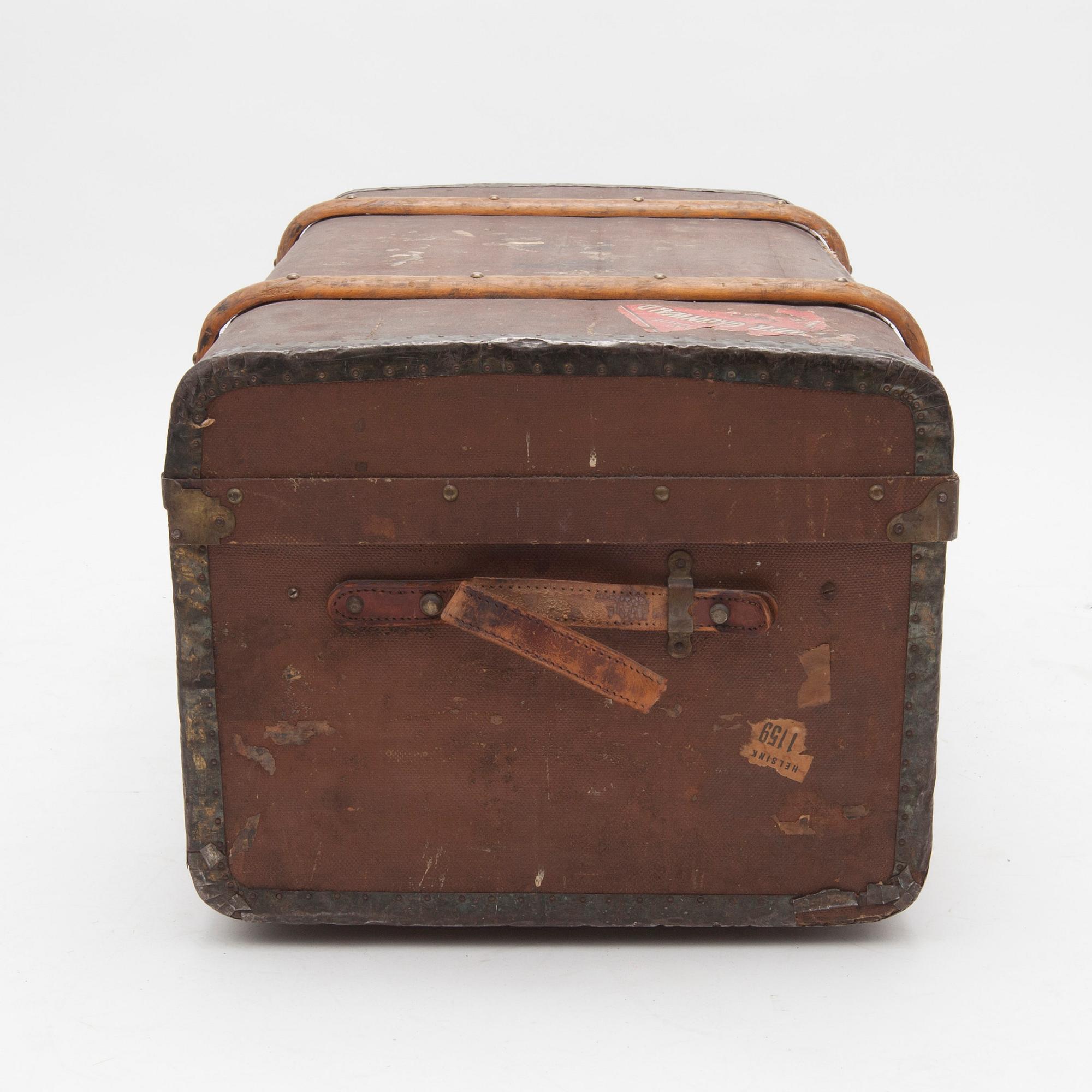 KOFFERT, 1900-talets början.