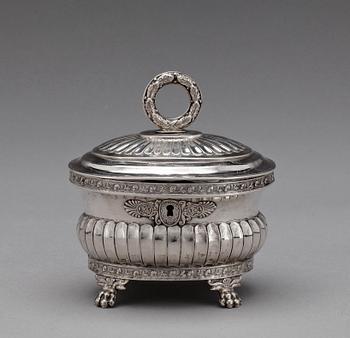 SOCKERSKRIN, silver, Gustaf Folcker, Stockholm, 1836. Vikt: ca 355 gram.