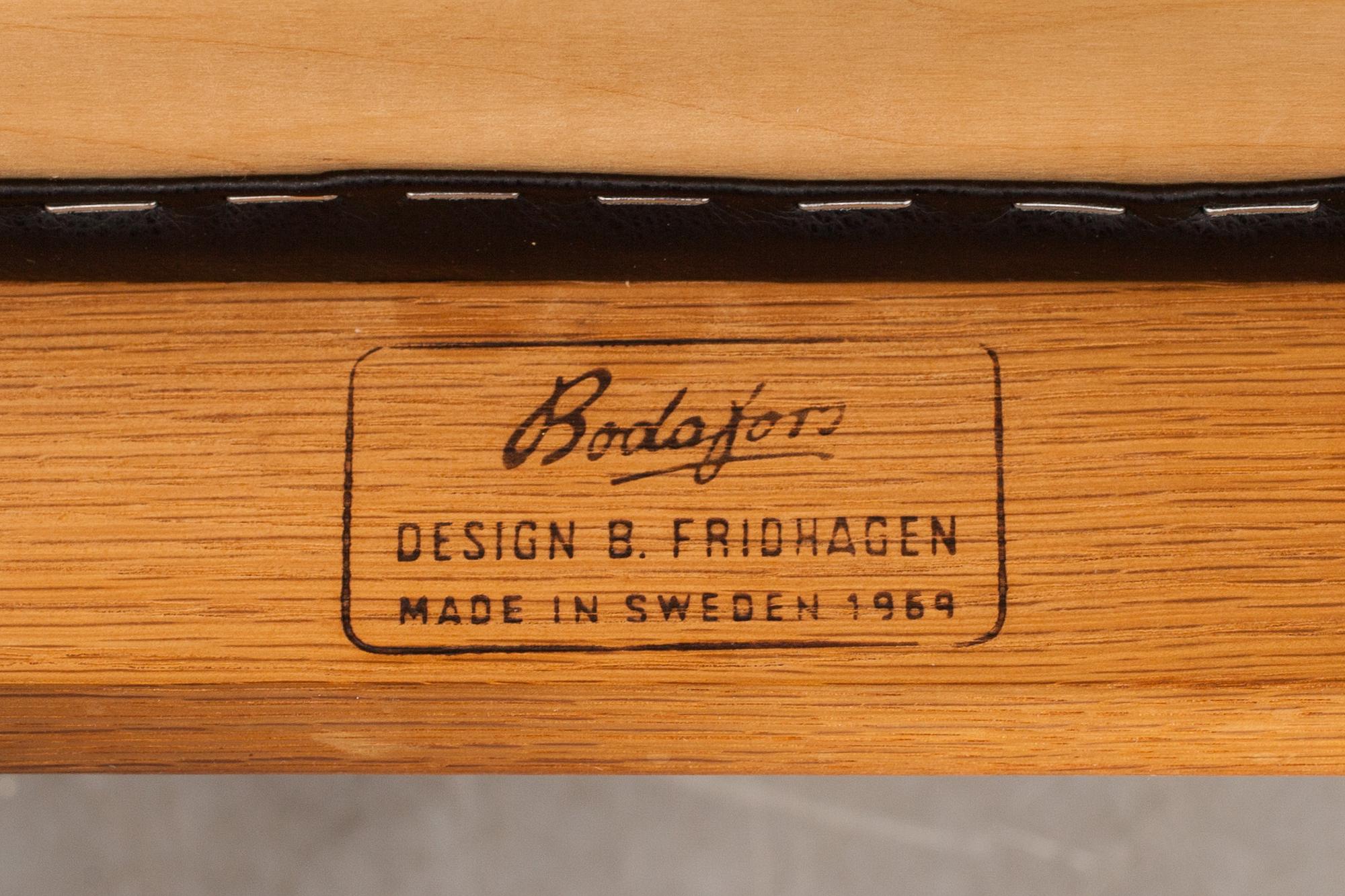 STOLAR, 4 st Bodafors Bertil Fridhagen ur serien "Reno".