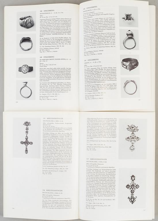 BOOKS, 7 vol. About Jewelry.