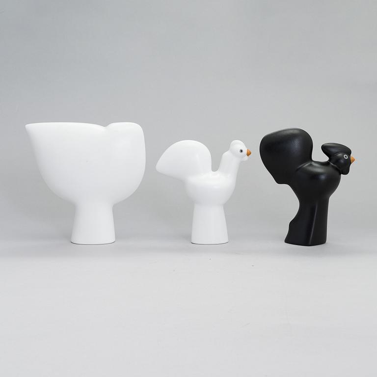 Howard Smith, figuriineja, 3 kpl, keramiikkaa, sarjasta Parvi, Arabia 1900-luvun loppu.