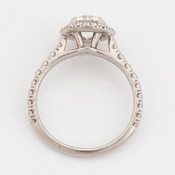 Cartier, round brilliant cut diamond ring, 1,04 carat. GIA  report.