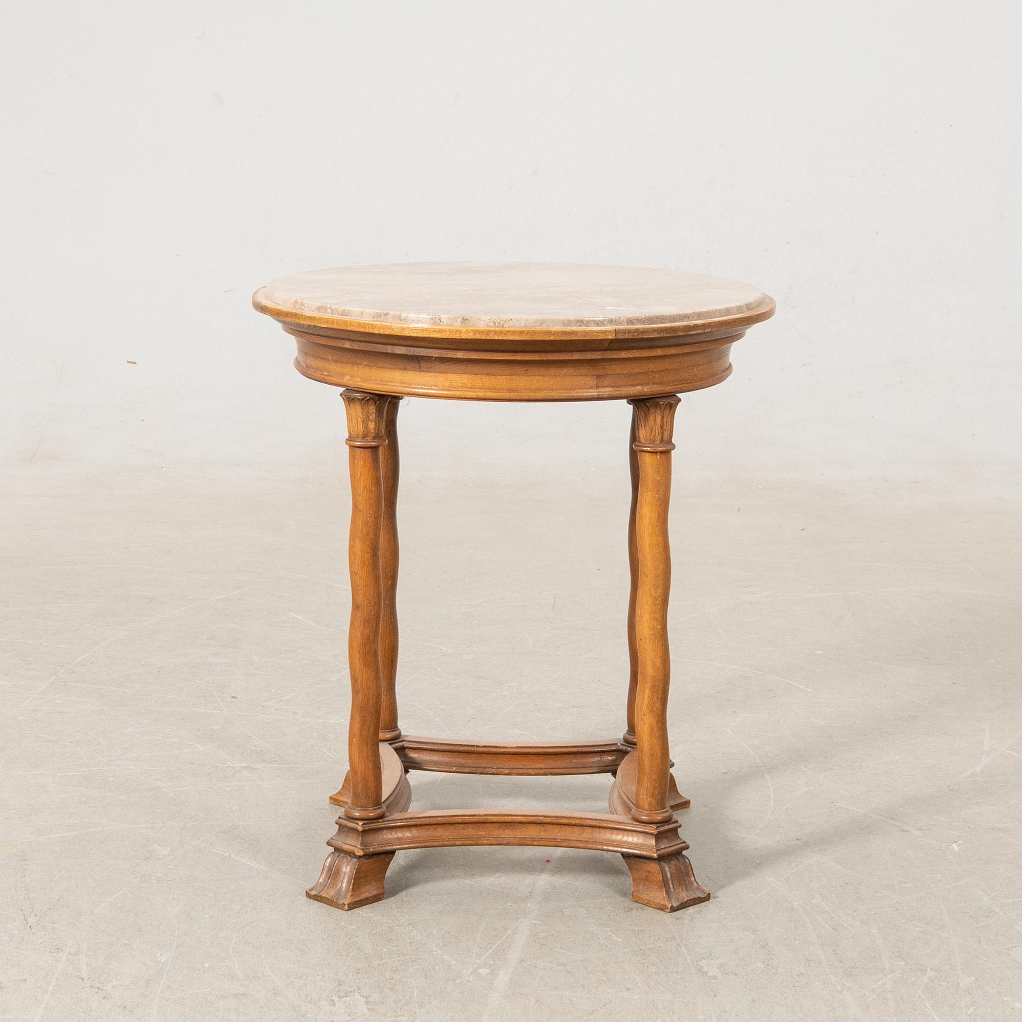 Side table 1920s/30s.