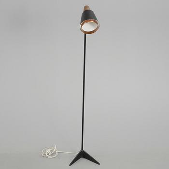 GOLVLAMPA, 1900-talets tredje kvartal.
