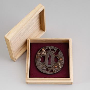 TSUBA, järn, Kyo Sukashi, mitten Edo, (Edo 1615-1867).