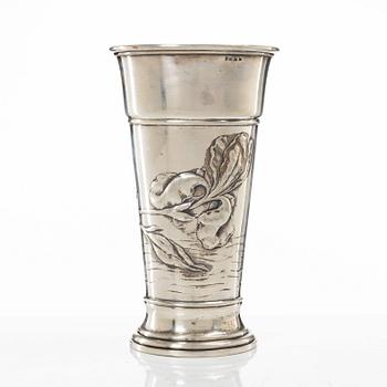 Bägare/vas, silver, Anders Nilsson, Lund, 1914.