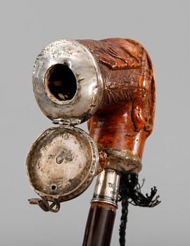 LÅNGPIPA, masurbjörk, möjligen Sophia Isberg, silverbeslag, 1840.
