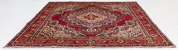 Carpet, Tabriz, approx. 340 x 296.