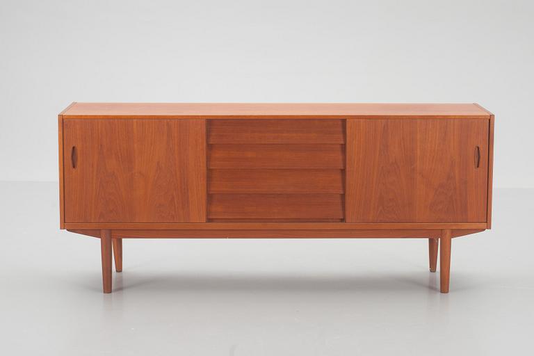 SIDEBOARD, Trio, Nils Jonsson Troeds Bjärnum ur serien "Bra Bohag", 1960.