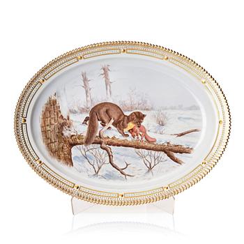 A Royal Copenhagen 'Fauna Danica' serving dish, Denmark, 20th Century.