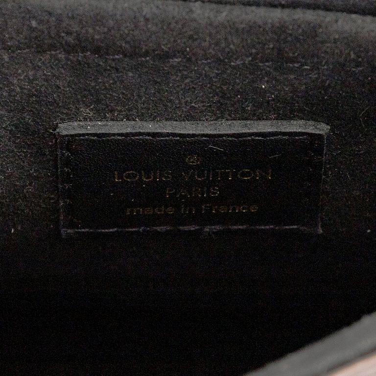 Louis Vuitton, "Locky BB" väska.