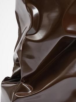 Angela de la Cruz, "Standing Box Large (Brown)".