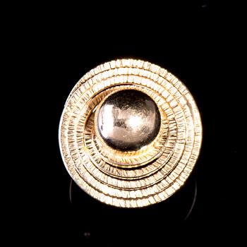 RING, 14K guld. Åbo 1973. Vikt ca 5,3 g.