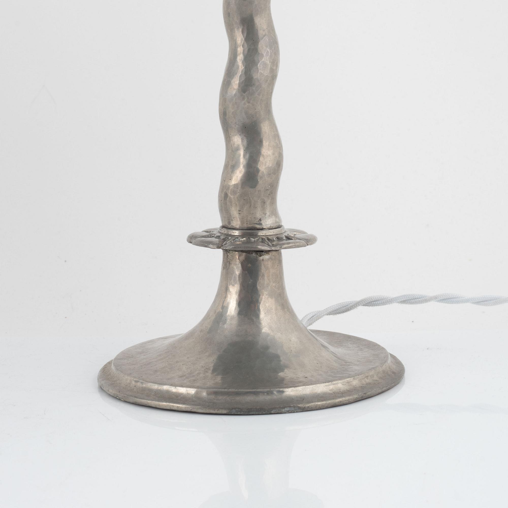 Harald Notini, bordslampor 1 par, modell "6891", Arvid Böhlmarks Lampfabrik, 1920-tal.