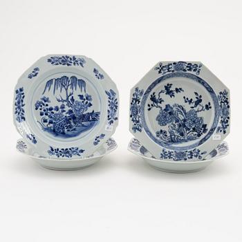 A set of four (2+2) blue and white soup dishes, Qing dynasty, Qianlong (1736-95).