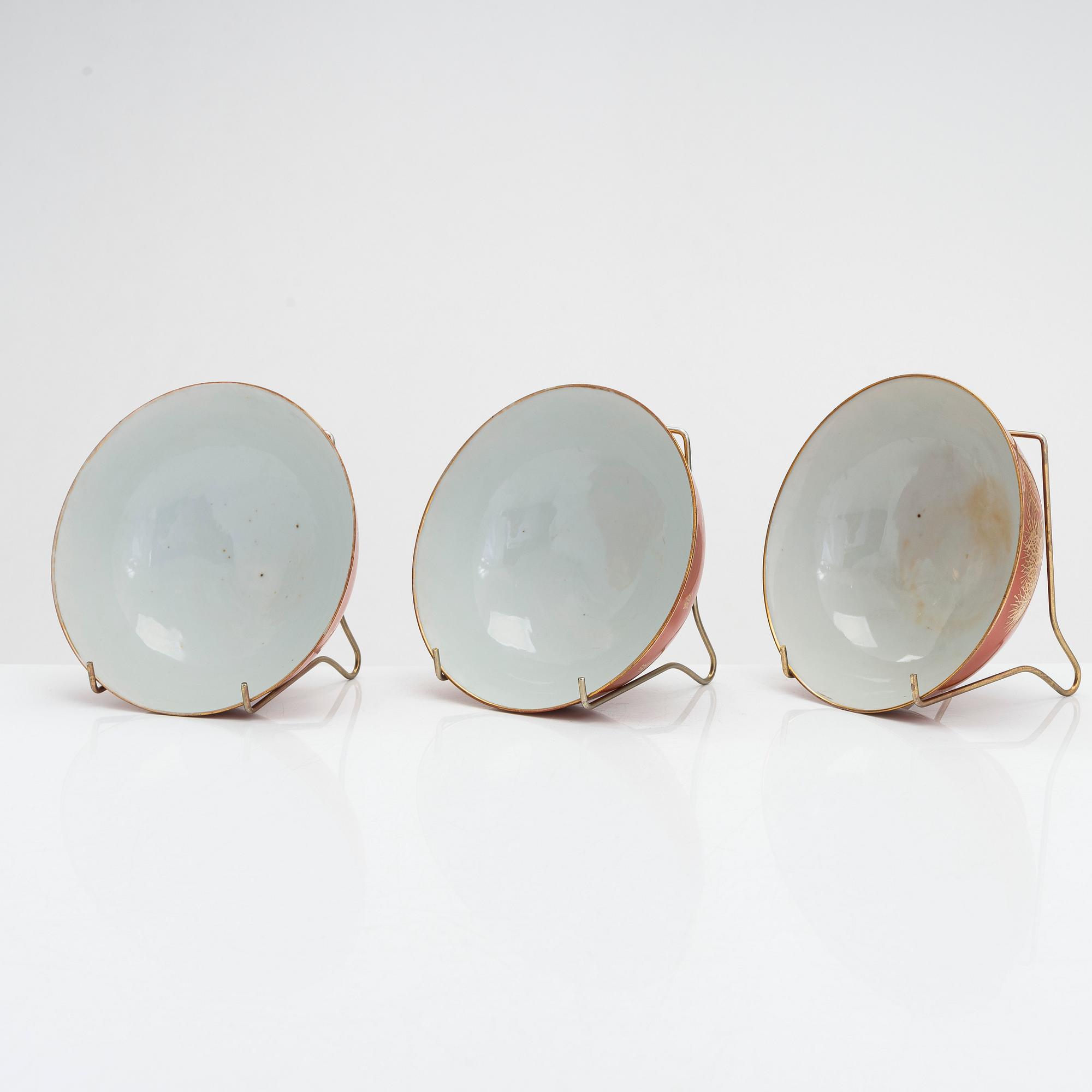 Three porcelain bowls, China. Early 20th century.