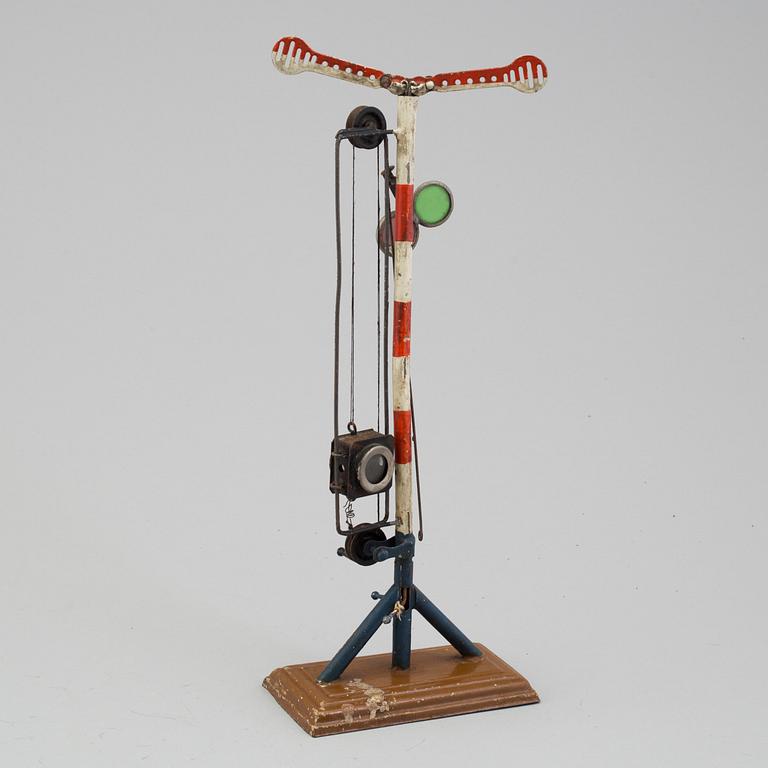 TÅGTILLBEHÖR, 4 st, bla Märklin Tyskland 1900-talets första del.