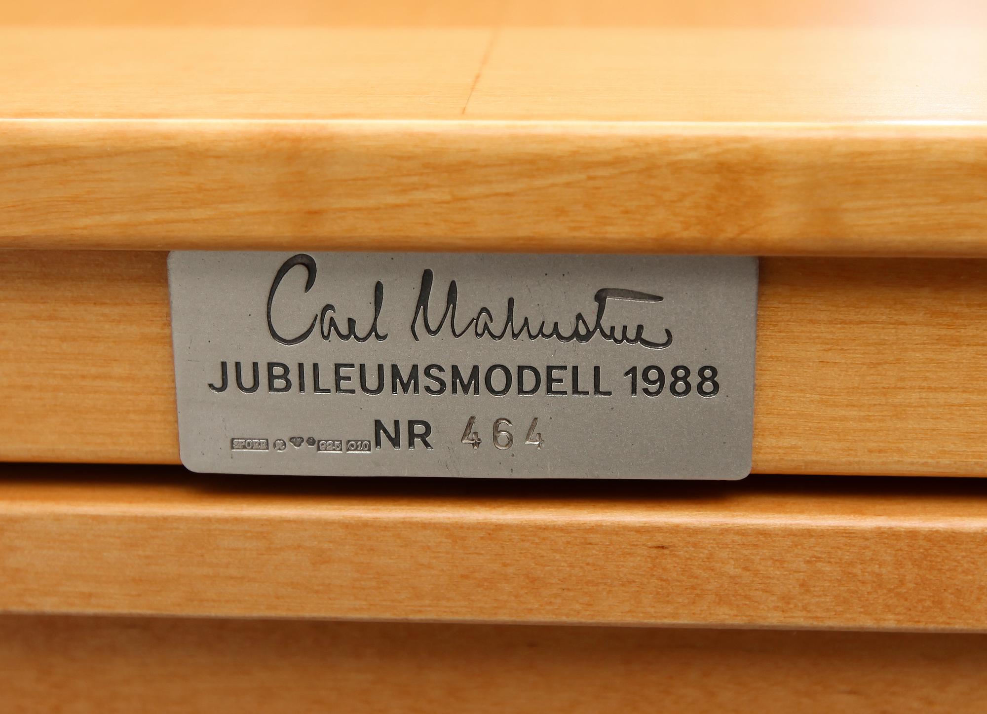 SATSBORD, "Släden", Carl Malmsten, formgivet 1948.