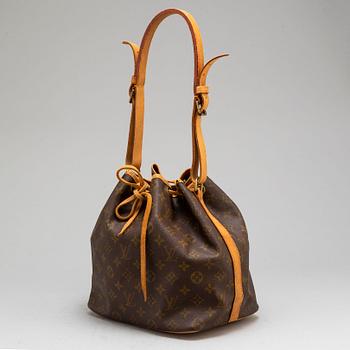 LOUIS VUITTON, a monogram canvas Petit Noé.
