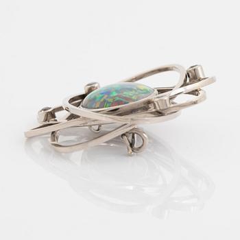 Brooch, Strömdahls, with opal and faceted white stones.