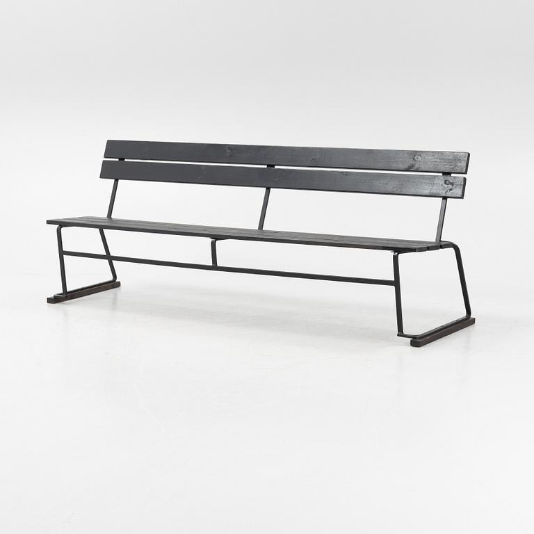 A 'Soffa5' iron and wood garden bench, Grythyttan.