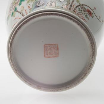 VAS, porslin, Kina 1800-talets slut.