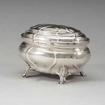 SOCKERSKRIN, silver, Rokoko. Petter Sellstedt, Sundsvall (verksam -1764-1810). Vikt ca 333 gram.