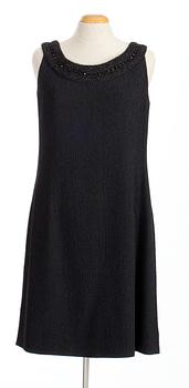 219. A Pierre Balmain dress.