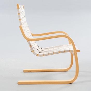 A chair by Alvar Aalto, model 406, from the second half of the 20th century.