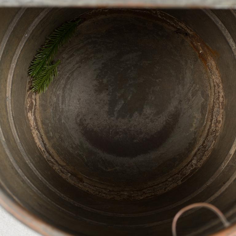 A COPPER WATER BARREL, late 19th century.