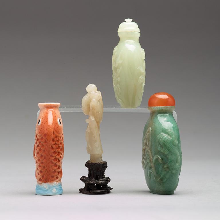 A set three Chinese snuff bottles and a figurine, 19/20th Century.