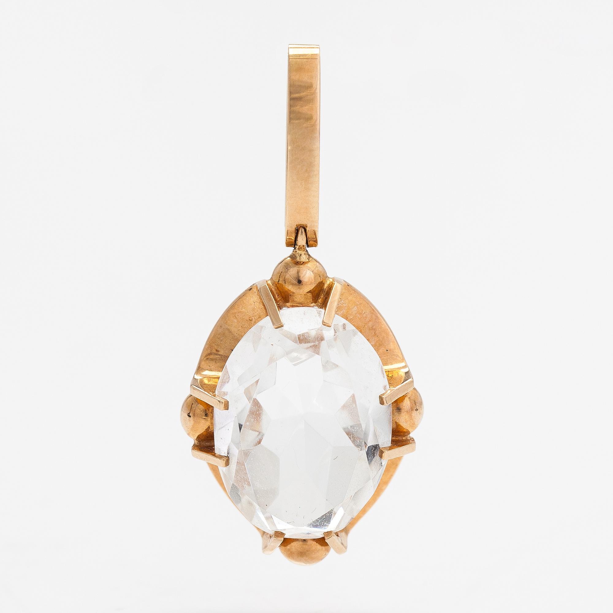 Elis Kauppi, Hänge, 14K guld och bergskristall. Kupittaan kulta, Åbo.