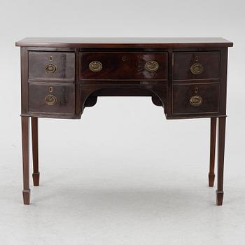 Sideboard, England, Sheraton style, early 20th century.